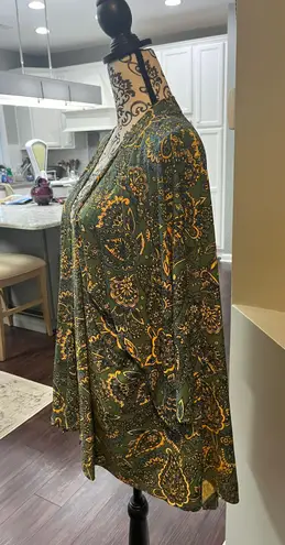 LuLaRoe NWOT  Green Paisley Pattern Size Large Kimono