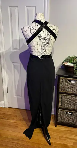 NAHNAH Collection Vintage Crisscross Wide Straps Cutouts Black Size 4