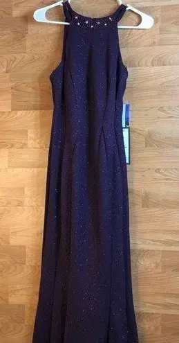 Nightway Size 4 Beaded Caged Neckline Prom/Evening Dress/Gown Mulberry