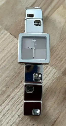 Zodiac Rare Luxury Ladies Watch Checkered Gray Metal Dial Stainless Bracelet