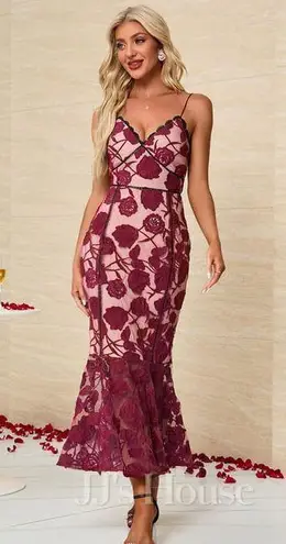 JJ's House Burgundy Trumpet Cocktail Dress