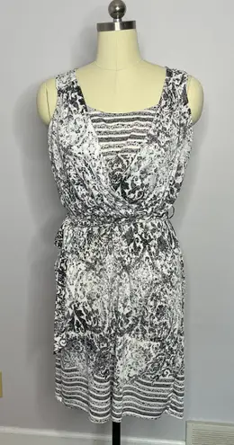 Studio West Apparel Fleur de Lis Faux Wrap Dress M