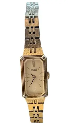 Seiko Gold Tone Watch diamond accents WORKING 1320-5029 r 9n2536 Vintage