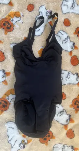 SKIMS  Brief Sculpting Bodysuit - Image 1