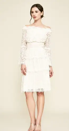Tadashi Shoji Women Jacquin Off Shoulder Lace Tiered Bell Sleeve Dress Sz 12 NWT