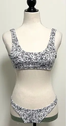 Kaali Beachwear Black White Floral Monokini Open Front Back Strap One Piece Swim Size M