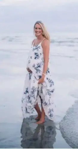 Yumi Kim 💕💕 Darling Maternity Maxi Dress ~ White & Blue Floral Print Small S