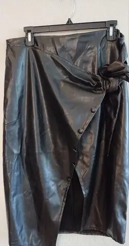 Liumilac Women'S Pu Leather Strappy Side Detail Skirt Size XL