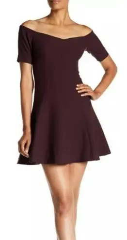 Cinq à Sept Kenna Off the Shoulder Skater Mini Dress Plum Purple Women's Size 4
