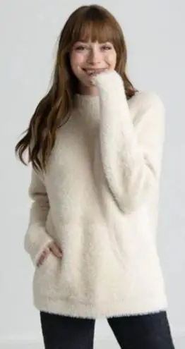 Mersea Iced Latte Cream Chalet Mockneck Fuzzy Knit Kangaroo Pocket Sweater S/M Size undefined