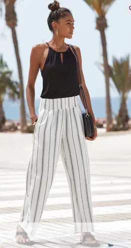 Jupee NWOT Red, White and Coral Striped High Rise Wide Leg Pants with Pockets Red Size M