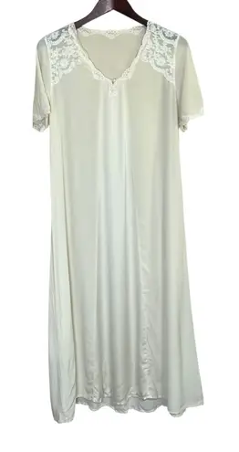 VTG Rositta 100% Silk Nightgown Maxi Ivory Bridal Victorian Romantic Sz M Lace Size M