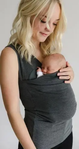 LALABU Soothe Shirt Baby Wearing Top Postpartum Nursing Tank Size M Gray Size M