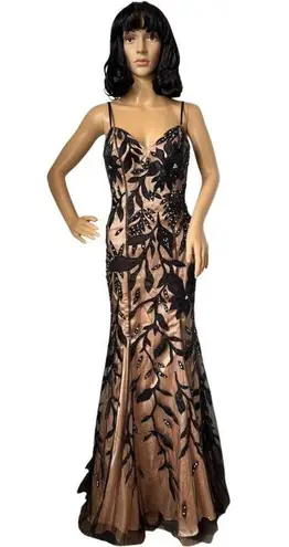 Dave and Johnny Black Gold Sequin Mermaid Gown - Size 1/2