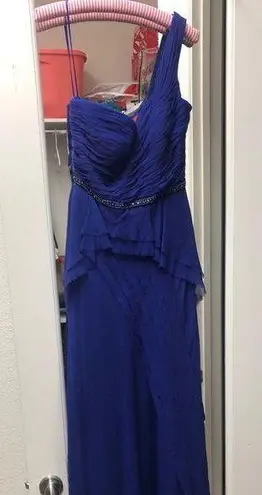 Ricki Freeman Ricky Freeman Teri Jon formal gown