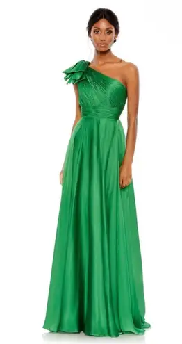 Mac Duggal NWT Mac Duggal 67476 Pleated One Shoulder Chiffon Gown Emerald Green Sz 2 $398