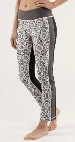 Lululemon  Compass Pant Twiggy Printed Nimbus Soot Light Women’s 7/8 Yoga Size 12