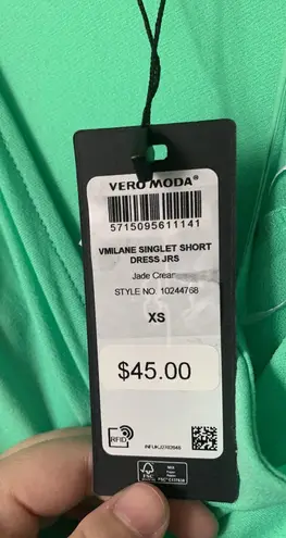 VERO MODA NWT  “Jade” Light Green Spaghetti Strap Dress