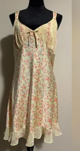 EUC Cabernet Yellow and Pink Floral Sleep Dress size large