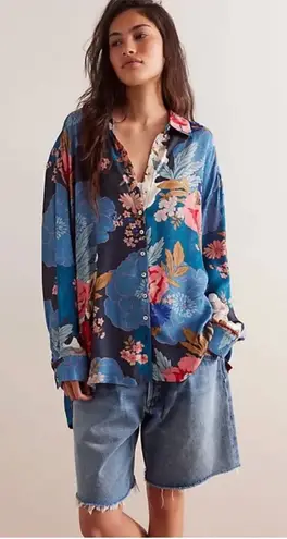 Spell/Free People Tyler Printed Shirt in Blue Shadow Size S. NWT