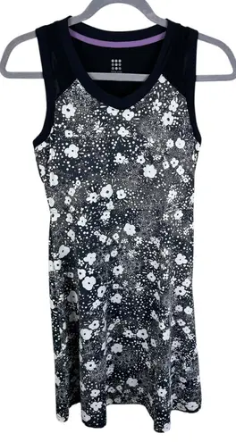 Title Nine Diamalete Floral Black White Sleeveless Stretchy Athletic Dress Sz XS