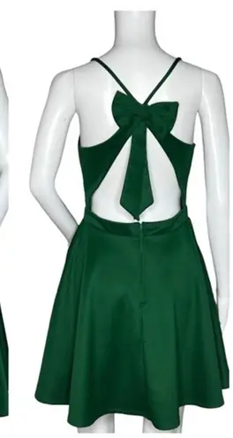 City Studio Fit & Flare Dress Womens 7 Green Bow Back Party Cocktail Size undefined