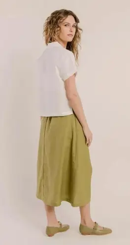 Tradlands Meadow Linen Midi Skirt in Olive XXS Green