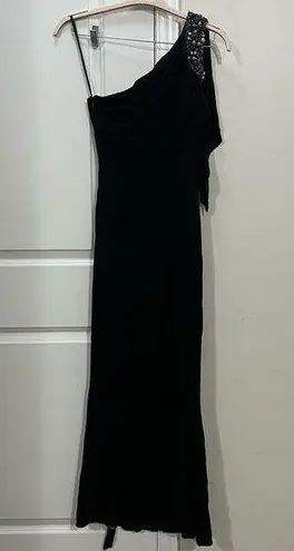Badgley Mischka Black One Shoulder Beaded Draped Gown Size 2 US