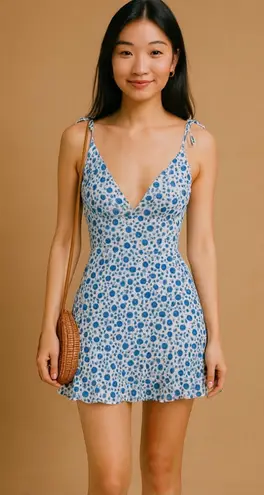 Sky to Moon Blue and White Floral Dress Size Small