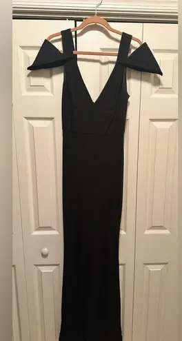 ABS Allen Schwartz ABS BY ALLEN SCHWARTZ COLD SHOULDER GOWN SIZE LARGE