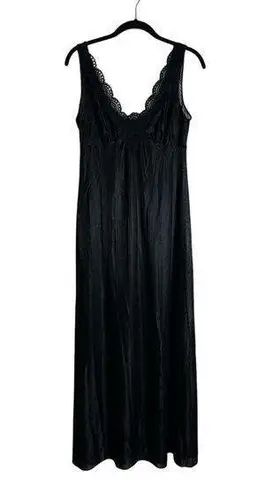 Vintage Lorraine Black Silky Nightgown Chemise Slip Dress Size Small Petite