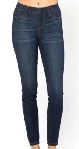 Judy Blue Melissa Mid Rise Skinny Jegging Size
5/27