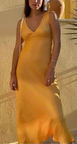 Peppermayo • loren maxi dress in mango shimmer sz 2