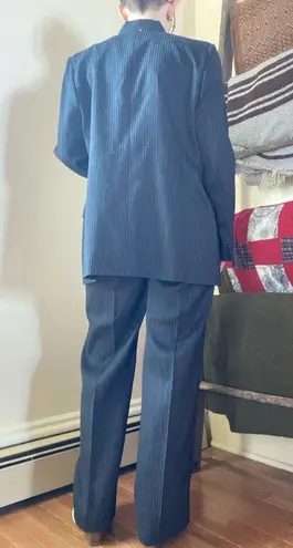 Max Mara Vintage Italian Wool Black Pinstripe Suit // Size 32” waist