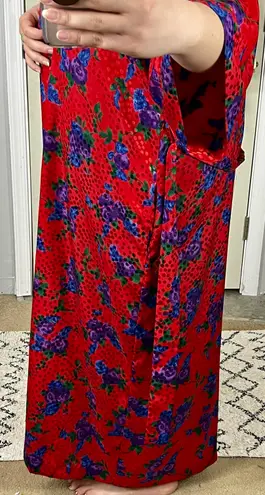 Morgan Taylor Vintage Floral Robe Fantasies By OSFM