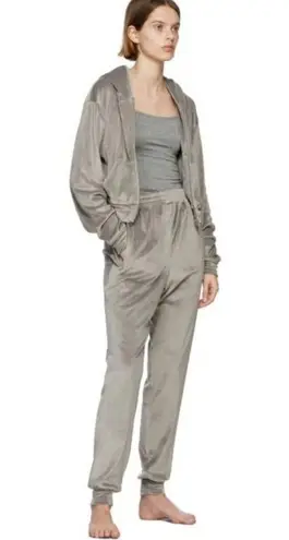 SKIMS EUC  Velour Jogger Womens Size L Grey Lounger Athleisure Soft Zip Pocket Pa