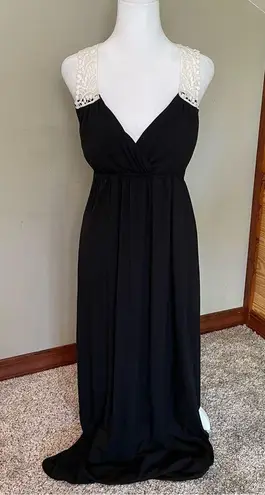 Allison Brittney Black White Lace Crochet Back V-Neck Maxi Dress Small