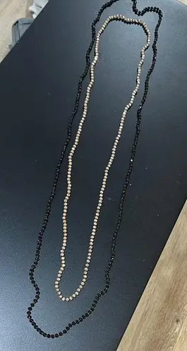 Elegant Black and Beige Beaded Necklace set