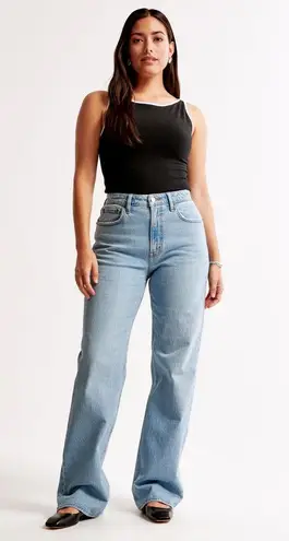 Wide Leg Jeans