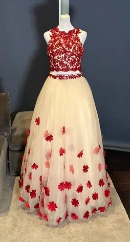 Women’s 2 Piece Prom Party Dress Halter Neck with Red Flower Detail Size 6