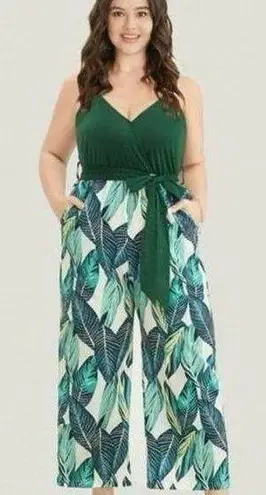 Bloomchic Size 26 • 4x •  • Tropical Leaf Print Jumpsuit with Pockets