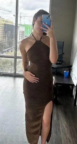 Brown bodycon form fitting swirl raised pattern Halter maxi Dress with slit Size XS