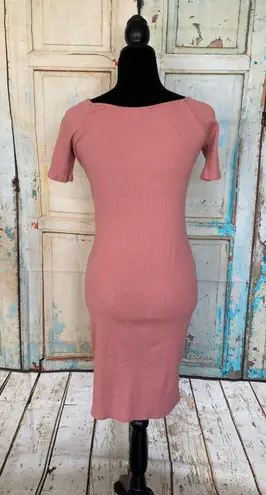 Love j Women Short Sleeve Round Neck Pink Ribbed Knit Bodycon Dress Size Medium