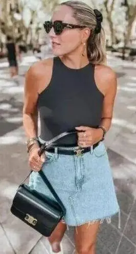 SKIMS Fits Everybody High Neck Bodysuit in Onyx Black Size Small