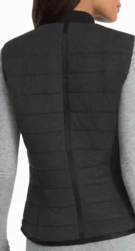 White House | Black Market NWT $130  Grey Knit Quilted Zip Front Vest S