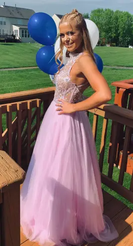Deja Vu Size 6 Prom Dress
