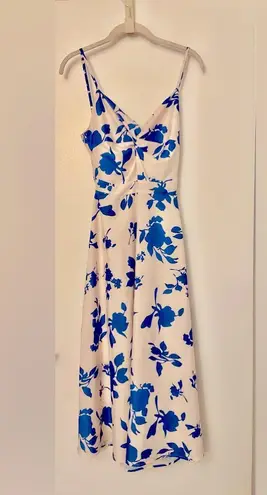 NWT Midi White and Blue Print Tie Back Cami Dress Size M