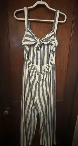 J.O.A. NWT X Revolve Blue and White Stripe Linen Jumpsuit Size L - Image 4