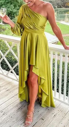 Mac Duggal Green High Low One Shoulder Gown