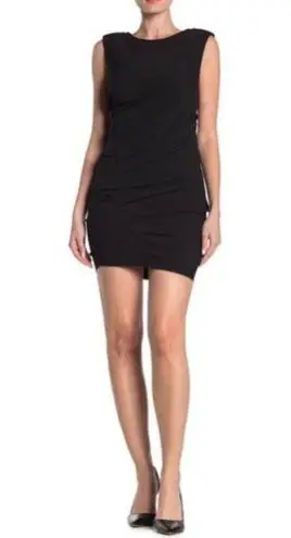 Lush Clothing ✨ Lush - Ruched Side Sheath Dress✨